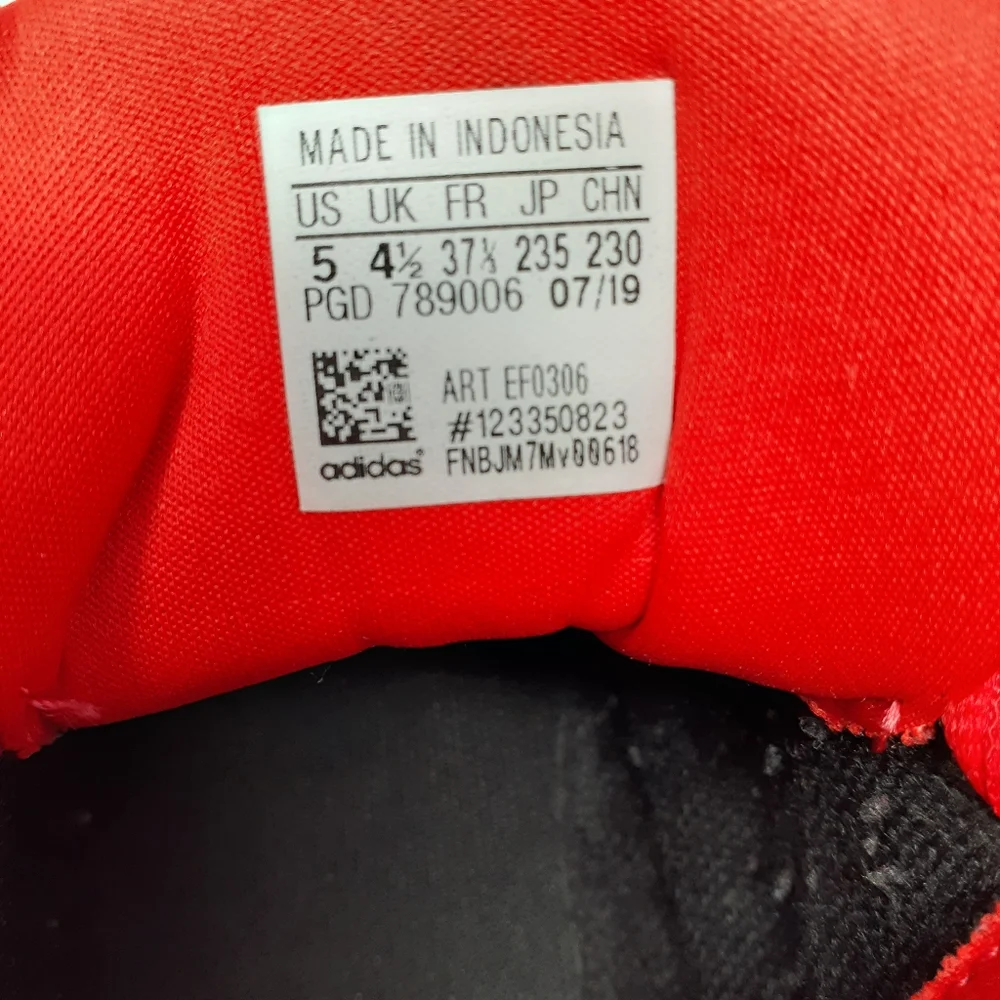 adidas reposhing this